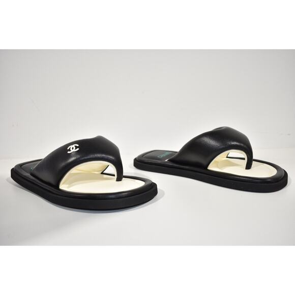 Chanel 22P Black White Lambskin Padded Pool Thong Logo Mule Slide Flat Sandal 42 - Picture 3 of 12